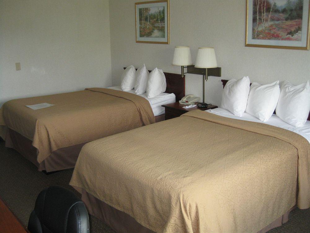 מלון La Quinta By Wyndham בטביה מראה חיצוני תמונה